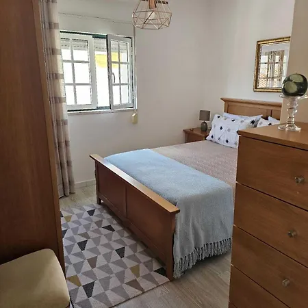Two Bedroom Apartment, Two Minutes From The Nazaré