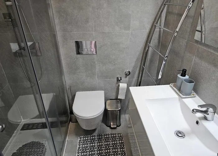 Two Bedroom Apartment, Two Minutes From The Апартаменты Назаре